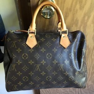 Authentic Louis Vuitton speedy 30.